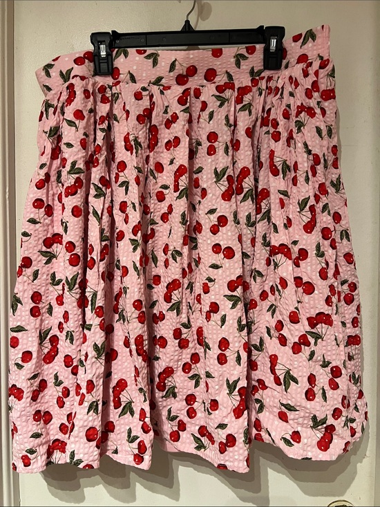 torrid Dresses & Skirts - Retro Chic 🍒 Midi Skirt